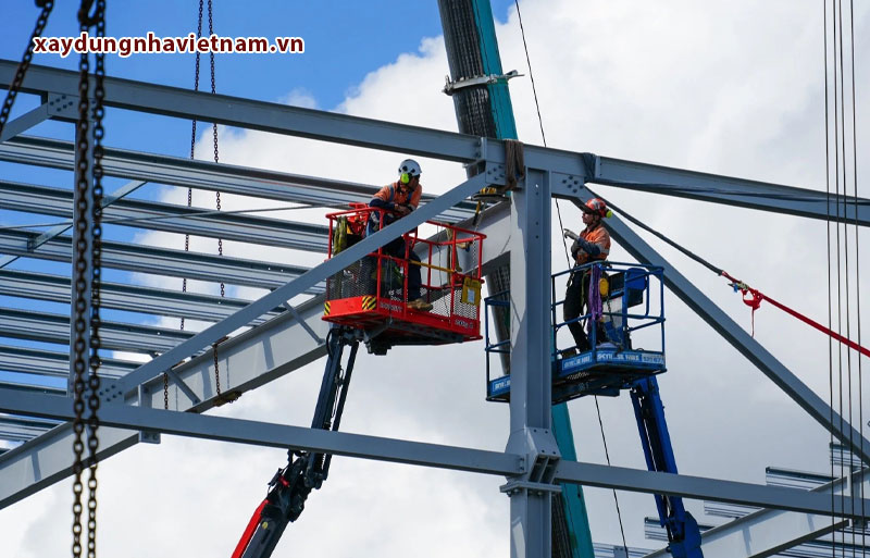 Giá thi công nhà xưởng thép tiền chế phụ thuộc nhiều yếu tố