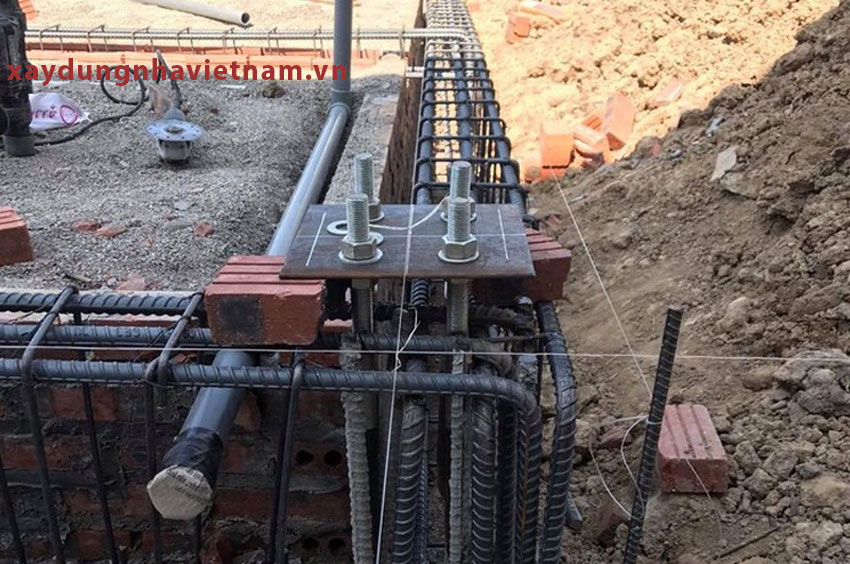 Kết cấu móng nhà khung thép thế nào là đạt chuẩn xây dựng 2 Cận cảnh kết cấu của móng nhà tiền chế