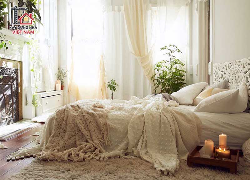 Một phòng ngủ cho vợ chống mới cưới với nhiều cây xanh